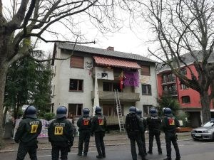 Besetzte Häuser wurden  geräumt