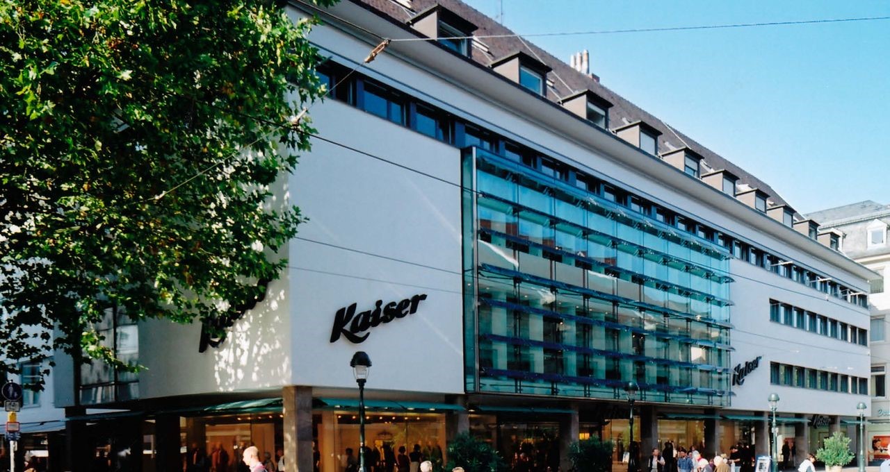 Traditionsunternehmen Mode Kaiser schließt 2022 drei seiner Geschäfte in der Freiburger City